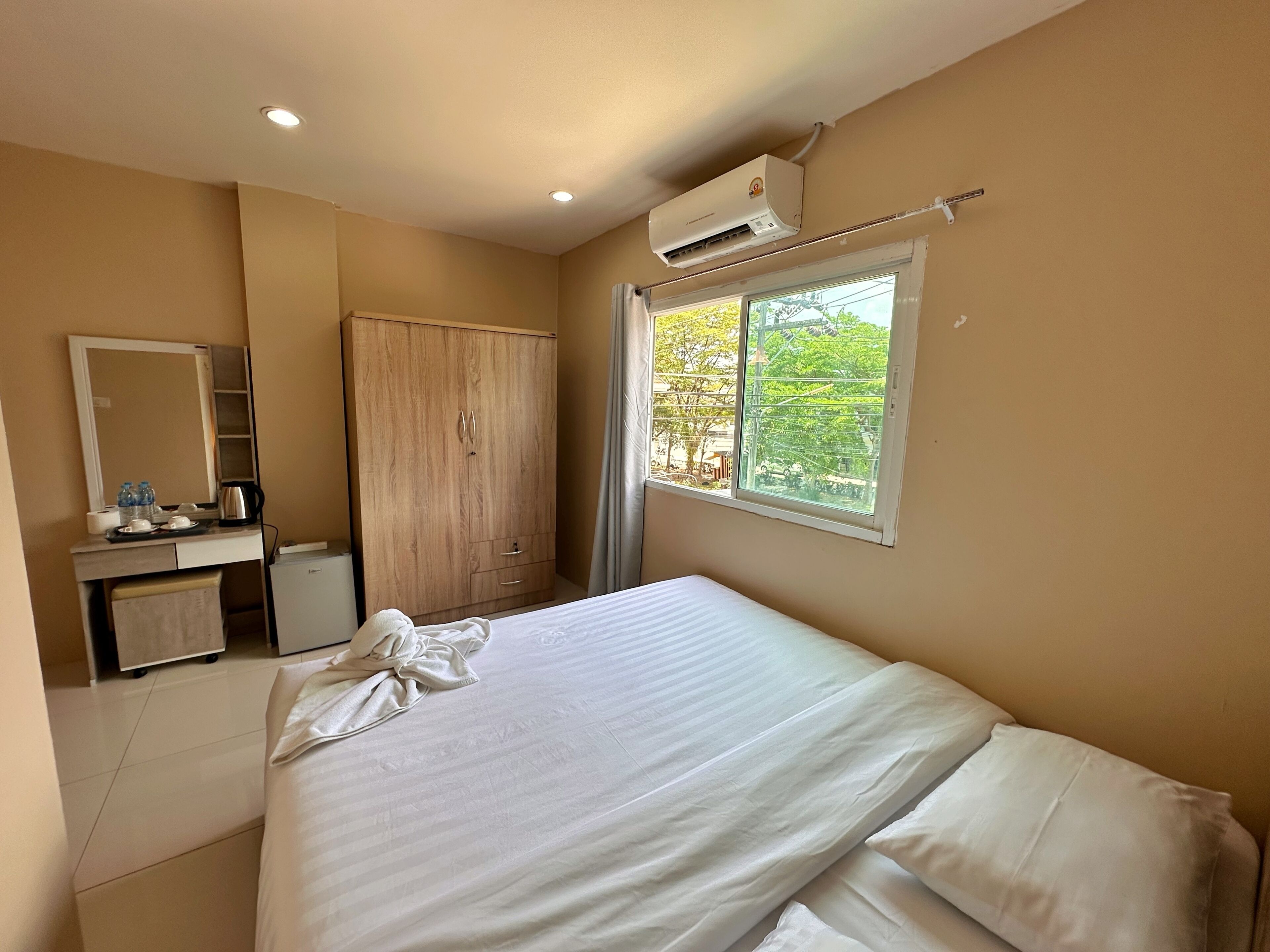 Comfort Double Room, Mountain View | Desk, free WiFi