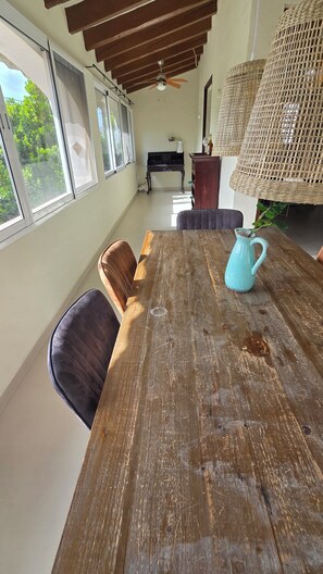 Dining - Beautiful family villa with pool. Between nature and close to the coast of Denia (Orba)