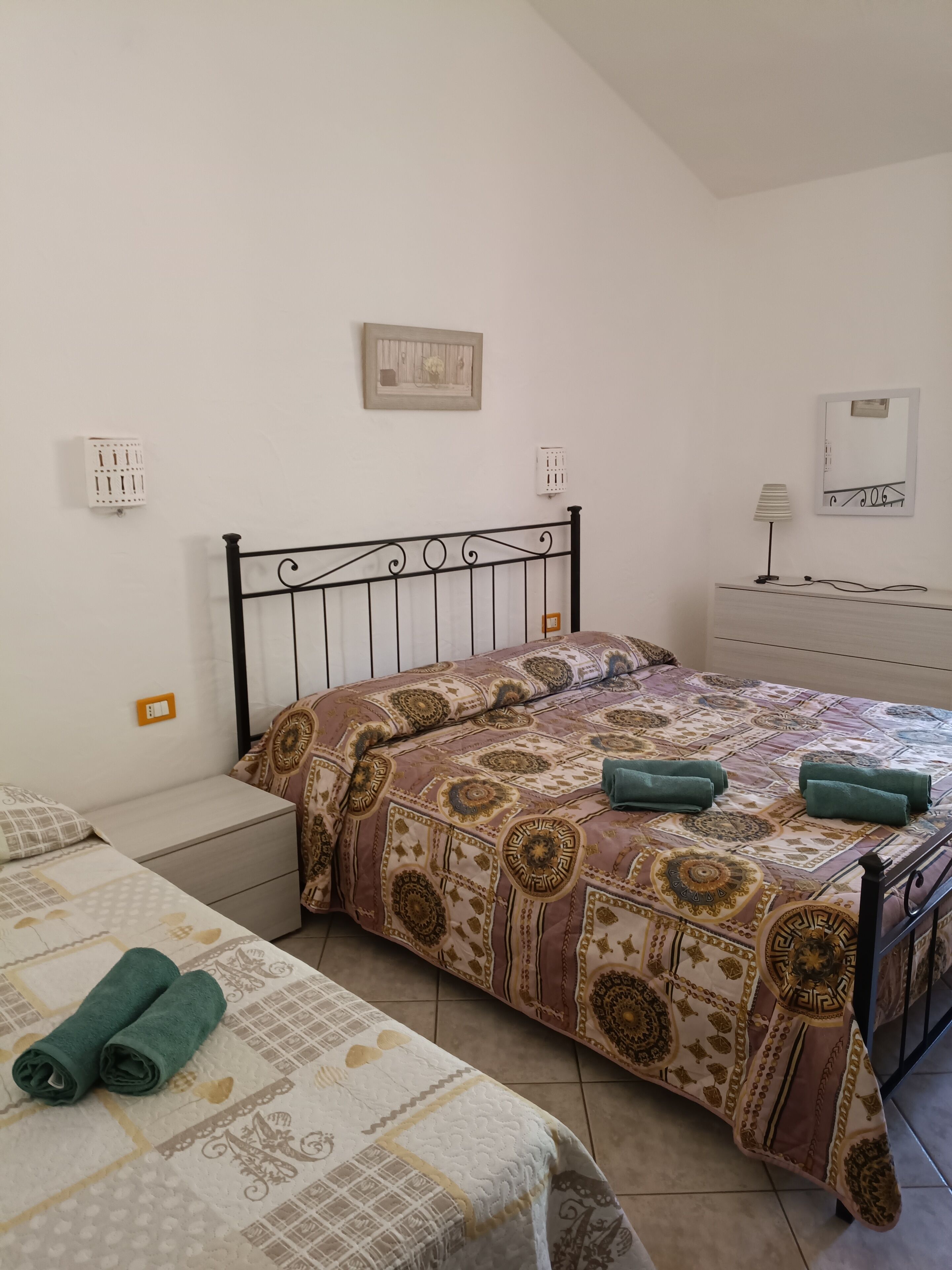 Wi-Fi de cortesia, roupa de cama