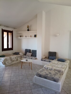 Free WiFi, bed sheets - Juniper Villa (Funtana Meiga)