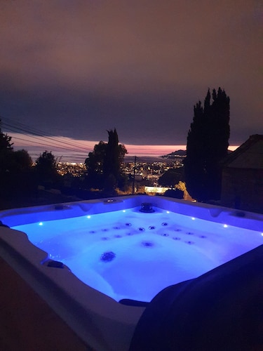 Chambre sdb jaccuzi privatif belle vue mer