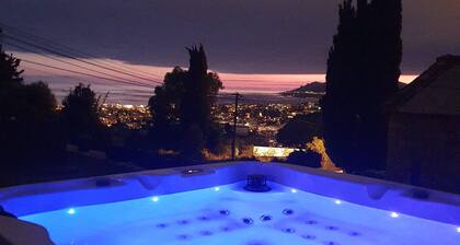 Chambre sdb jaccuzi privatif belle vue mer