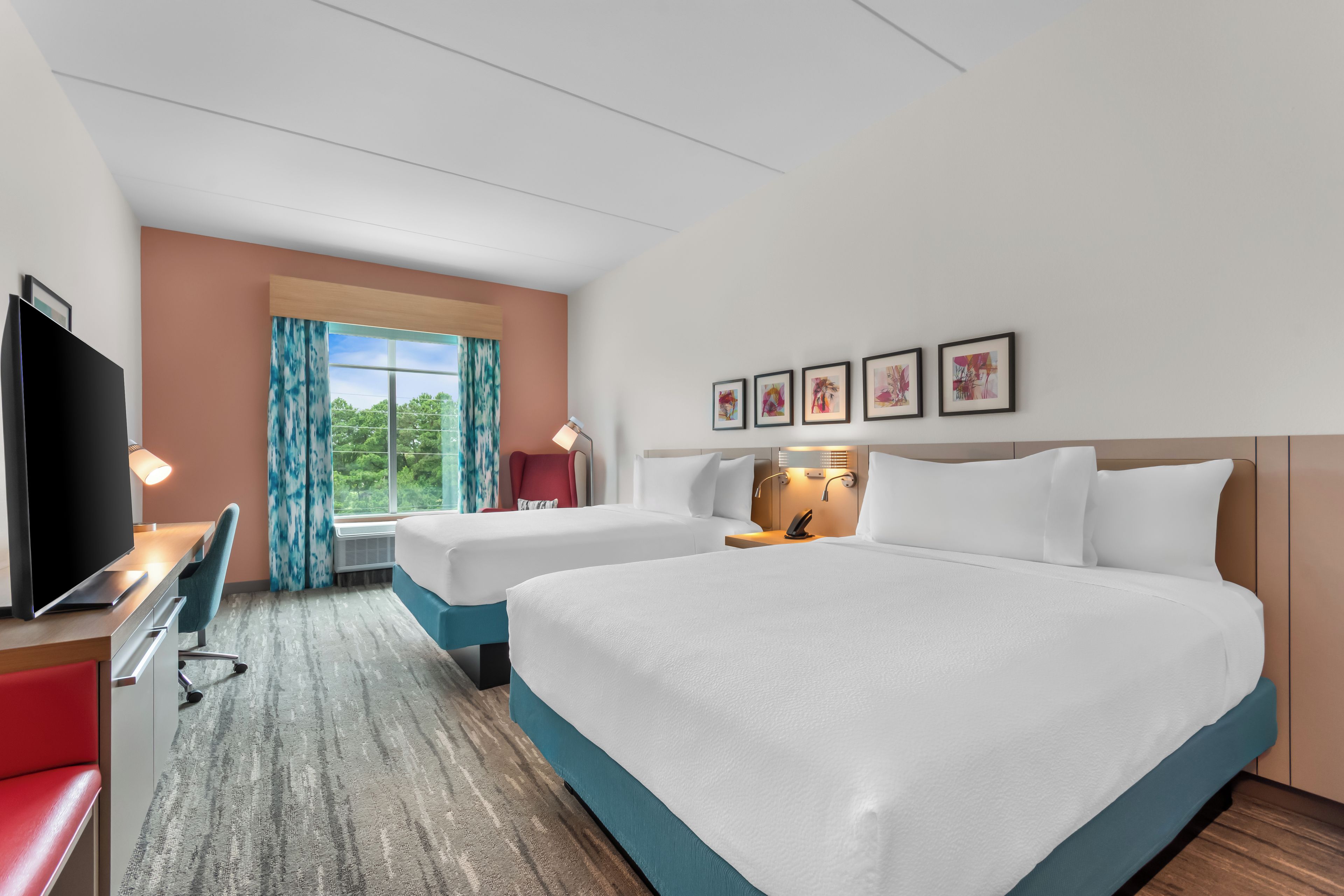 Room, 2 Queen Beds | WiFi (free)