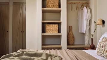 2 chambres, fer et planche à repasser, lit parapluie, Wi-Fi gratuit