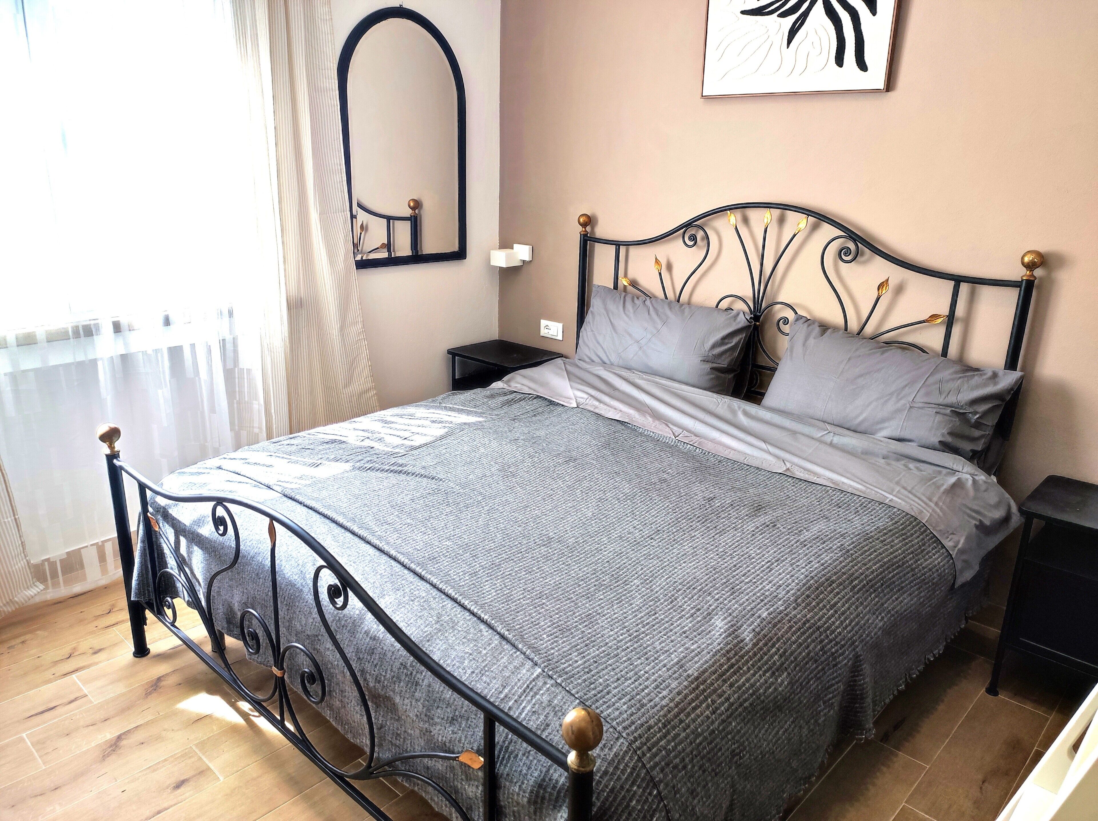 1 bedroom, WiFi, bed sheets