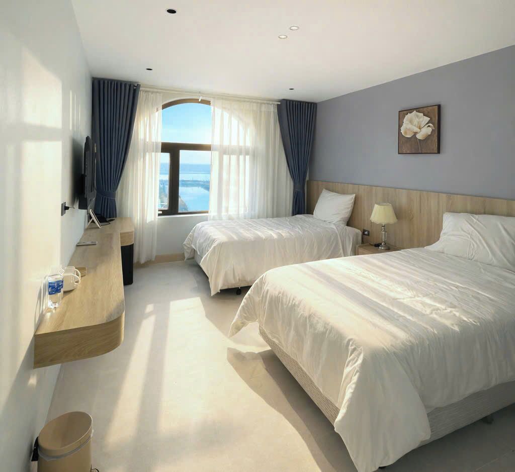 Basic Single Room, Partial Ocean View | Desk, laptop workspace, free WiFi