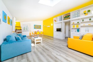 TV - Relais Villa Santa Chiara (Sorrento)