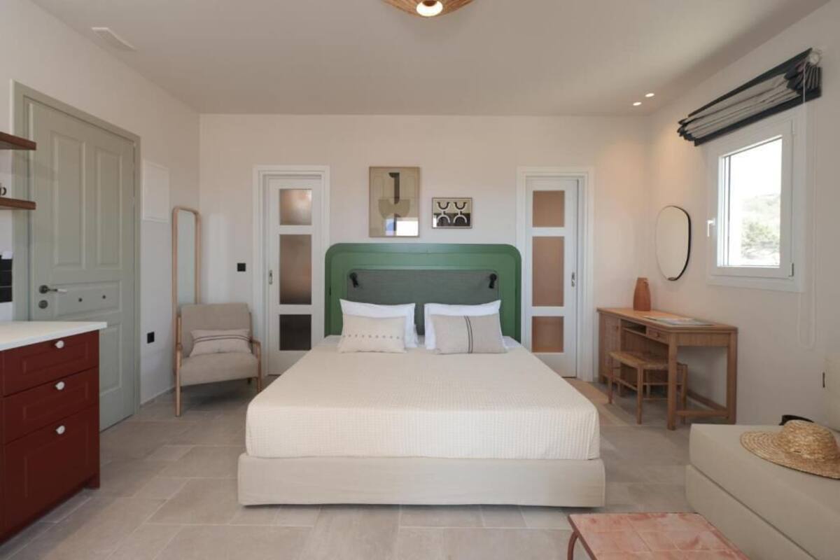 Deluxe Studio Suite, Balcony, Sea View | Cadar Frette Itali, peralatan tempat tidur premium, busa memori 