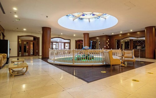 ELİT PERLA SUIT