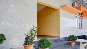 Rumah | Resepsionis