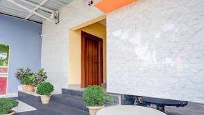Rumah | Resepsionis