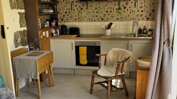Fridge, oven, electric kettle, toaster