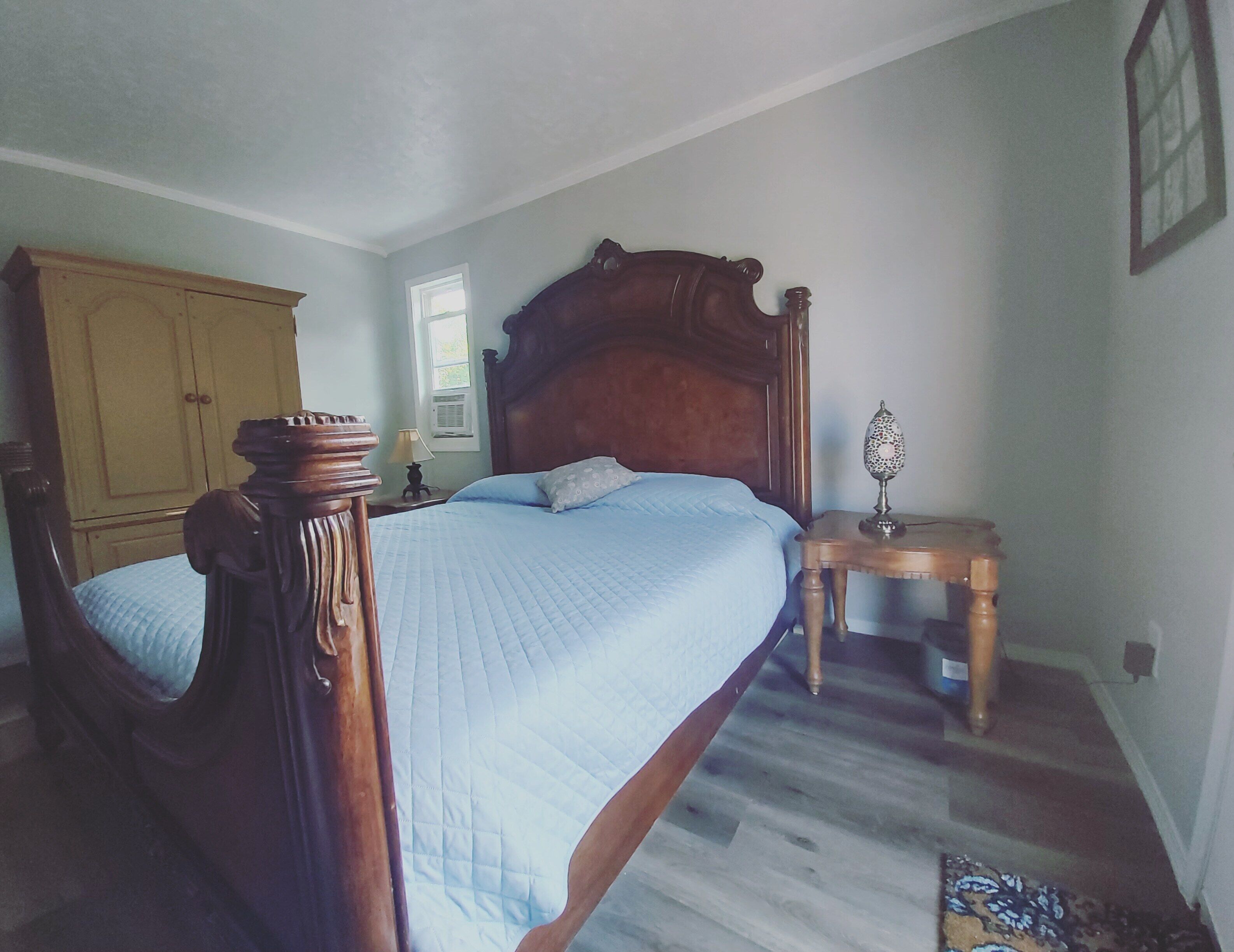 2 bedrooms, desk, iron/ironing board, free WiFi