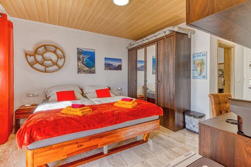 Los Piratas Roque 5 – Double room with sea views & terrace in La Palma