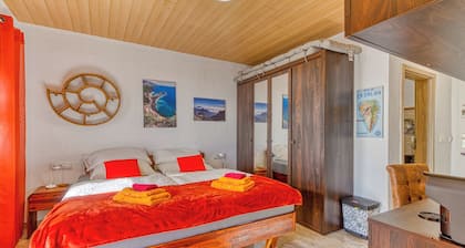 Los Piratas Roque 5 – Double room with sea views & terrace in La Palma