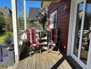 Terrace/patio - "Leev man to" Vacation Apartment in Sankt Peter-Ording with Terrace and Wi-Fi (Sankt Peter-Ording)