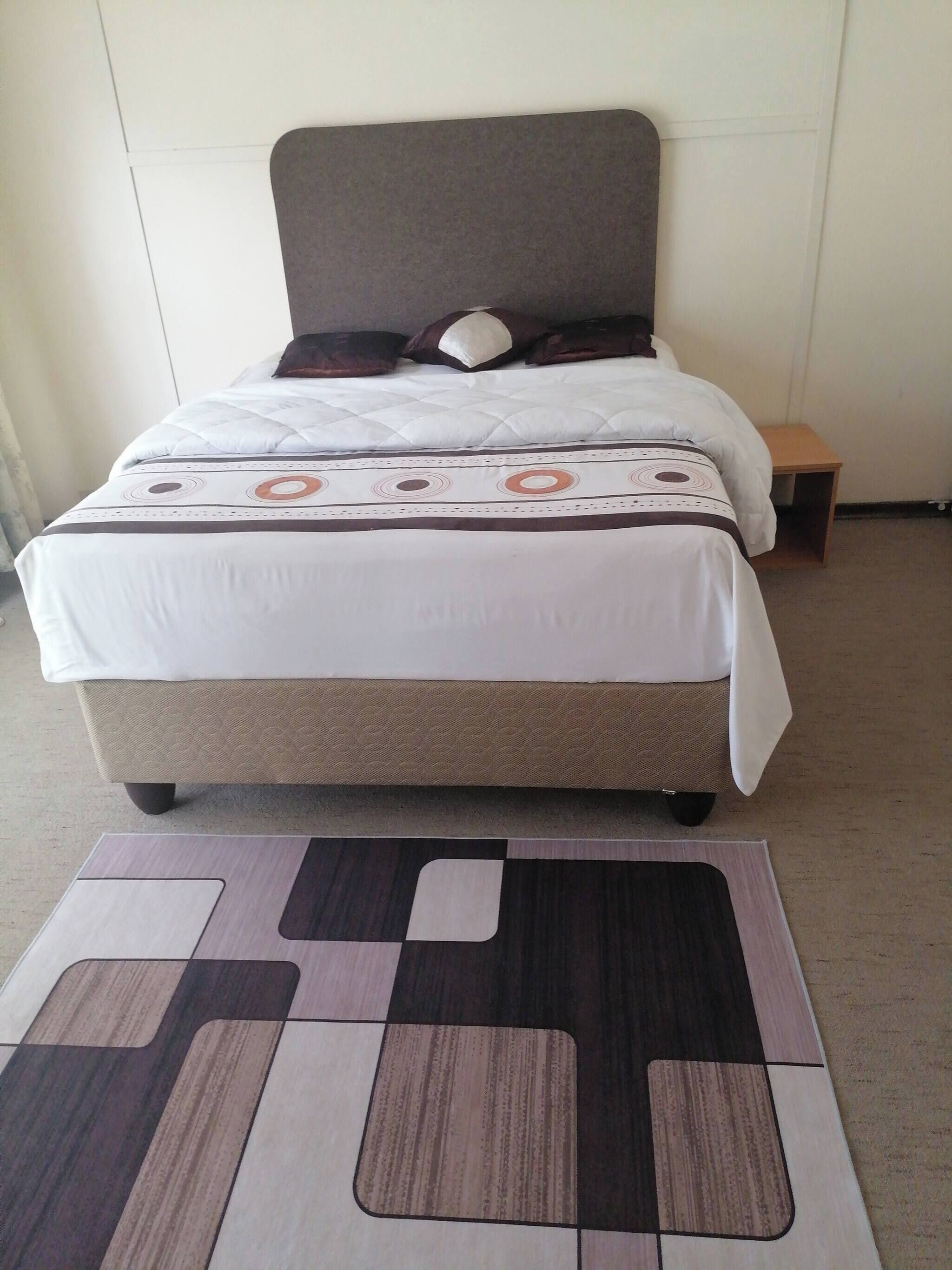 Room, 4 Bedrooms, Smoking, Patio | 4 bedrooms