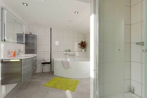 Hair dryer - Vacation apartment near the beach in Zinnowitz with roof terrace (Zinnowitz)