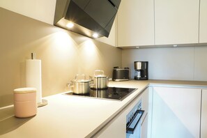 Fridge, oven, stovetop, dishwasher - Beach love - Sauna. Terrace. North Sea time. (Tossens)