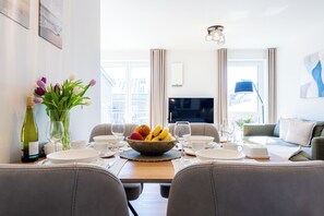 Dining - Sandpiper 1.4. Balcony. Sauna. close to the beach (Kellenhusen)