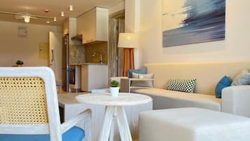 Chalet, 3 Bedrooms, Sea View | Living area