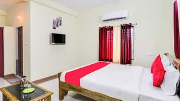 Deluxe Double Room, Multiple Beds, Air conditioning | View from room