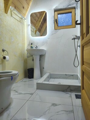 Towels, soap, toilet paper - Charming 1-bedroom bungalow in soothing Mojkovac Municipality (Mojkovac Municipality)
