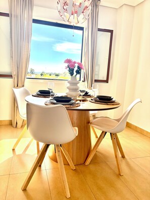 Dining - Casa de Momentos - Pool, Sun & Golf - Los Alcázares (Los Alcázares)