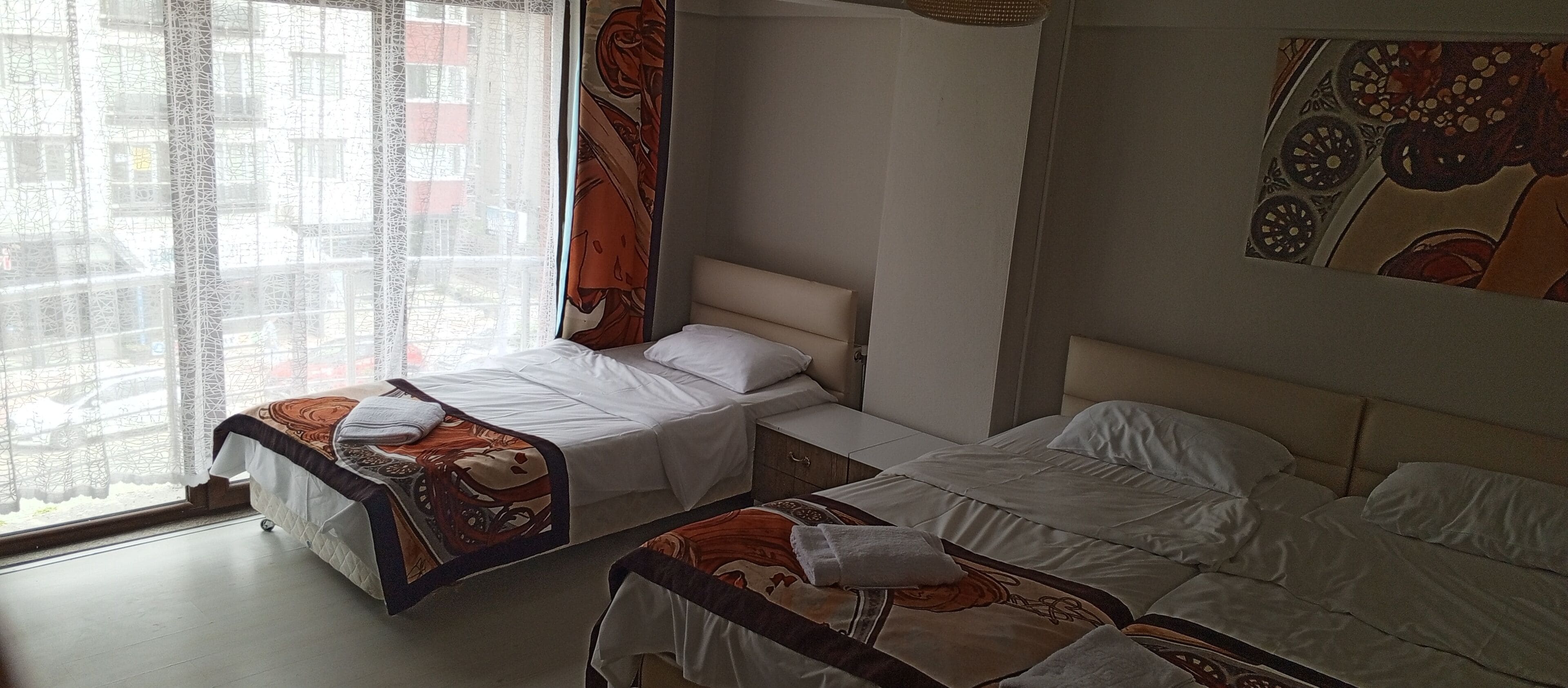 Standard Triple Room | Minibar, in-room safe, free WiFi, bed sheets