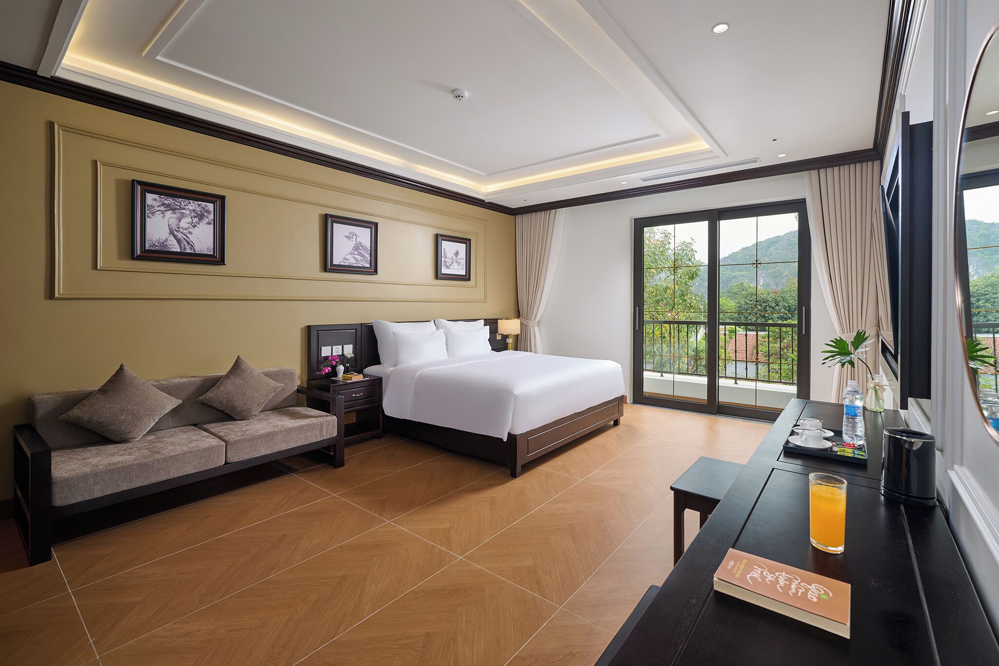 Chambre Double Deluxe, balcon, vue ville | Bureau, Wi-Fi gratuit