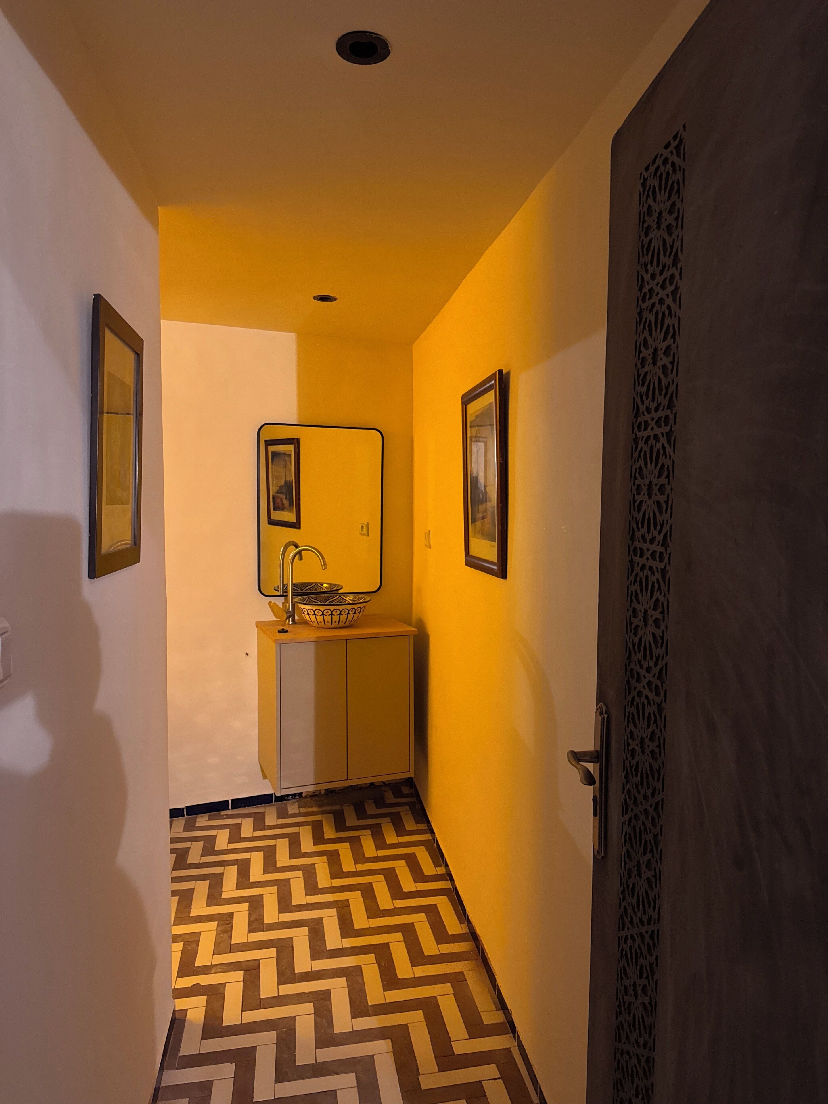 Comfort Triple Room, Balcony, Garden View | Bathroom