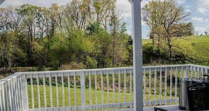 Charming 3-bedroom house with AC in Harrison