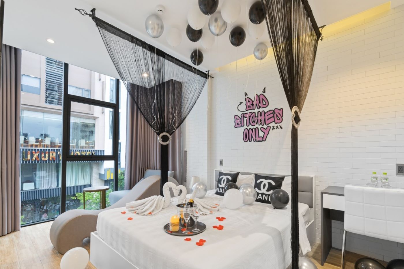 Desk, free WiFi, bed sheets, wheelchair access