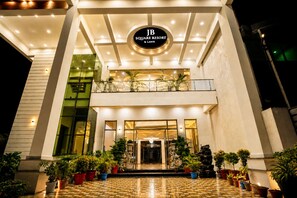 Exterior detail - Hotel JB Square Ayodhya Near Ram Mandir, Airport & Ayodhya Cantt (Faizabad)