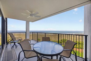 Outdoor dining - New Listing Luxury Oceanfront 2 BR Sea Cloisters Beach & Bike Rentals Included (Hilton Head Island)