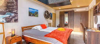 Hotel Los Piratas 4 – Double room with terrace & kitchenette in La Palma