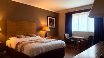 Desk, free WiFi, bed sheets