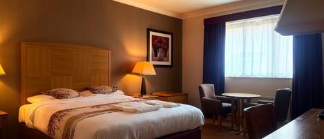 1 bedroom, desk, free WiFi, bed sheets