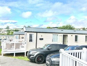 Property grounds - Devon Cliffs Holiday Park - Holiday Accommodation 12845 (Exmouth)