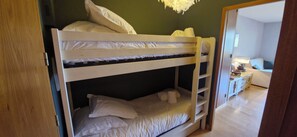 1 bedroom, free WiFi, bed sheets - Charmant studio au bord du lac avec sa terrasse et sa vue sur les montagnes (Duingt)