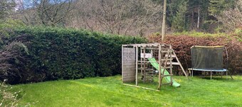 Amazing 4bedroom dog/family friendly lodge with hottub/fire bowl in Cornish wood