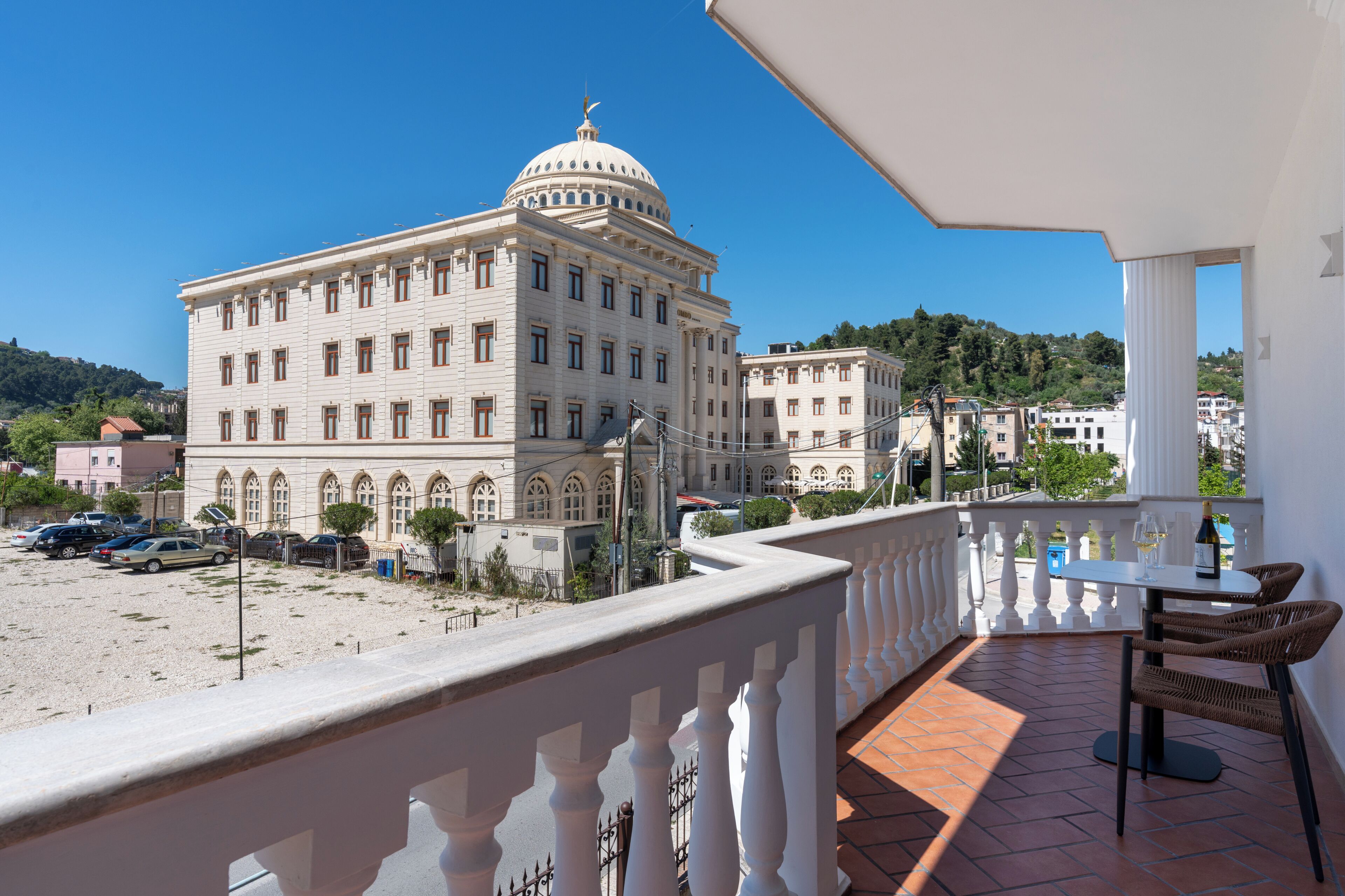 Design Double Room, Balcony, City View | Outdoor dining