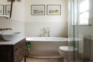 Bathroom - The Nook: Boutique Lake District Cottage with Hot Tub, Log Burner and Views (Embleton)