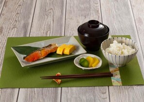 Basic Double Room | Makanan dan minuman