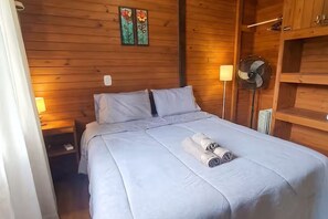 3 Schlafzimmer, Schreibtisch, kostenloses WLAN, Bettwäsche