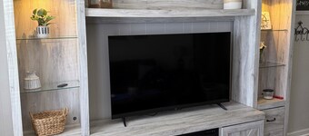 Cherry Point Landing- Cozy 2 bedroom, 1 bath apartment