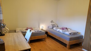 Bügeleisen/Bügelbrett, WLAN, Bettwäsche