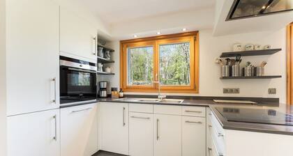 Tarenga - Chalet Style Mountain | Spacious | Family