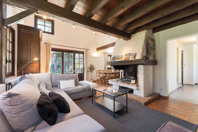 Tarenga - Chalet Style Mountain | Spacious | Family