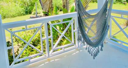 Large estate Villa 6-bed / 6 bath, perfect for large groups & 2 arces of graden